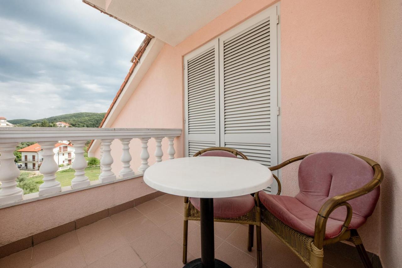 Villa Anggela Supetarska Draga Exterior foto